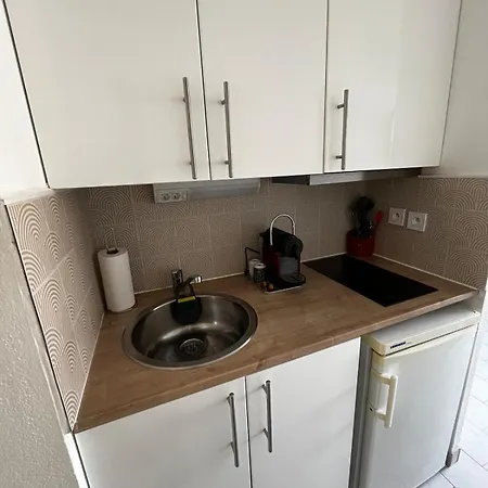 Appartement Climatisé Proche Du Centre - 1 Nîmes